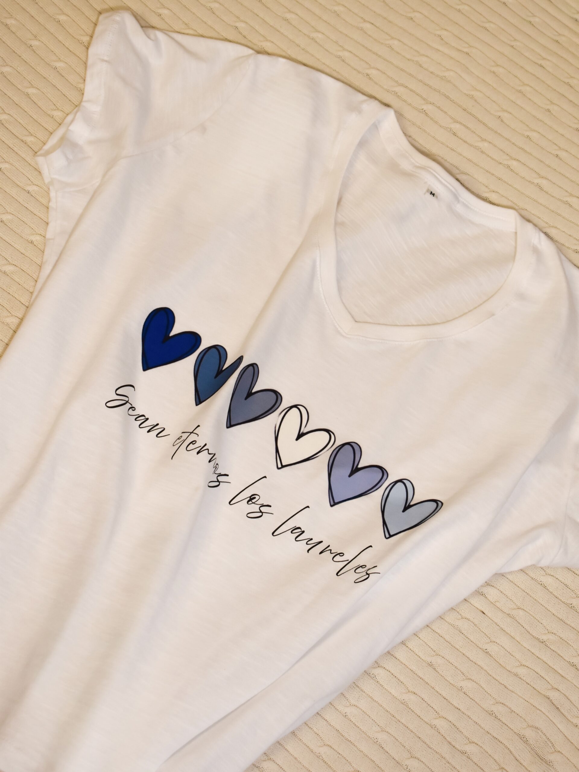 Remera corazones sean eternos... - Imagen 9